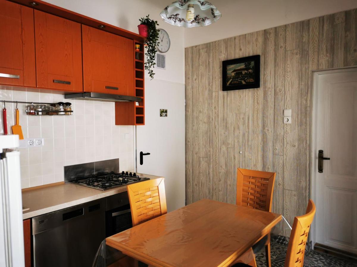 קסזטלי Lehel Apartman מראה חיצוני תמונה
